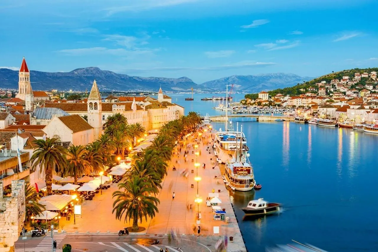 Apartman Filip&Vedran Apartamento Trogir