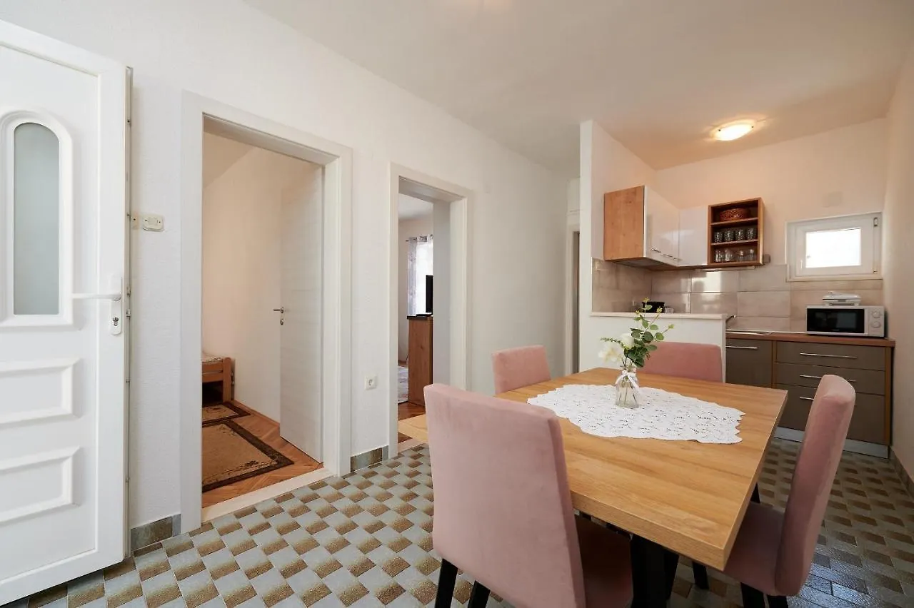 Apartman Filip&Vedran Apartment Trogir